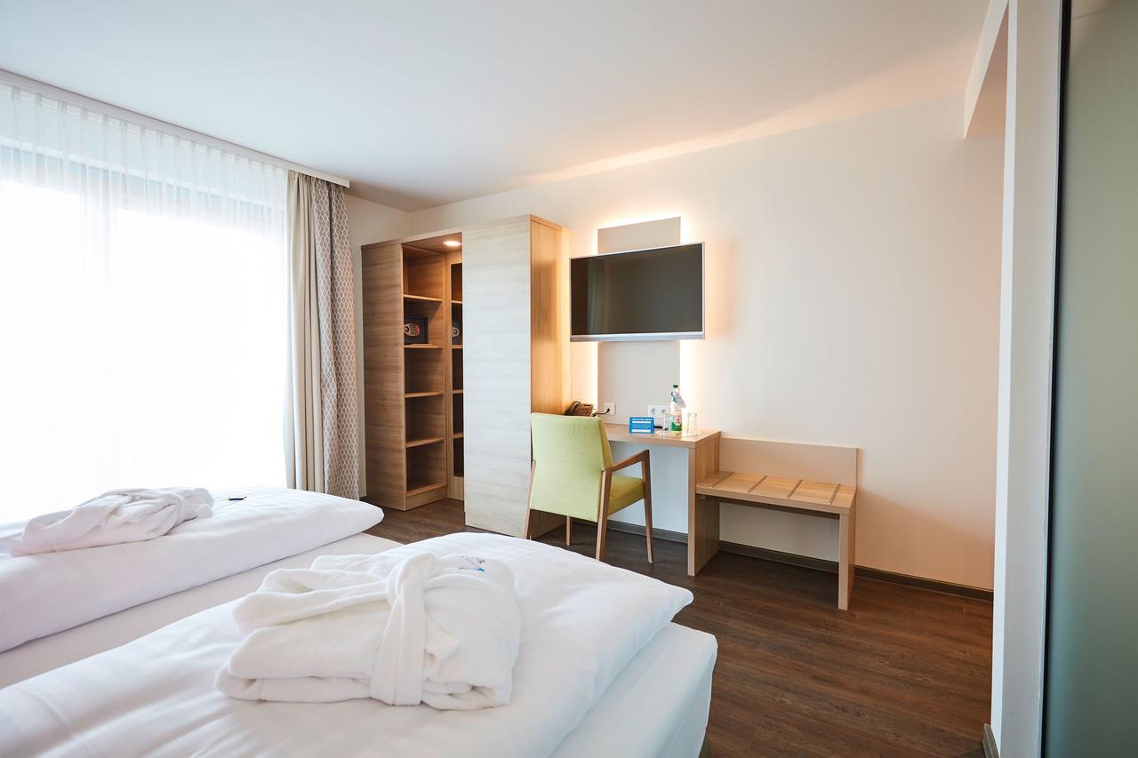 Vital Hotel An Der Therme Gmbh باد فيندشايم المظهر الخارجي الصورة