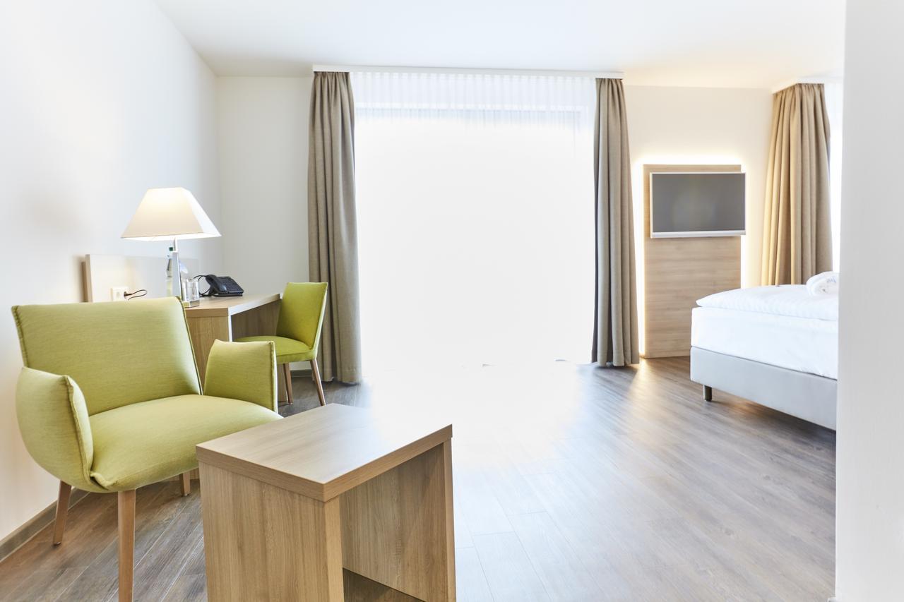 Vital Hotel An Der Therme Gmbh باد فيندشايم المظهر الخارجي الصورة